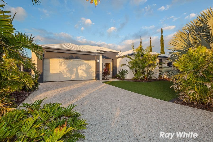 15 Voyagers Drive, Banksia Beach QLD 4507, Banksia Beach - Thumbnail 2
