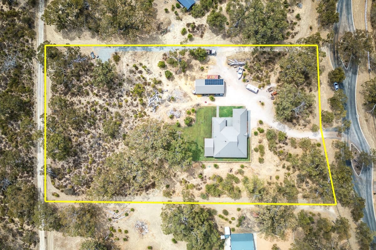 172 Harvest Circle, Two Rocks WA 6037, Two Rocks - Thumbnail 4