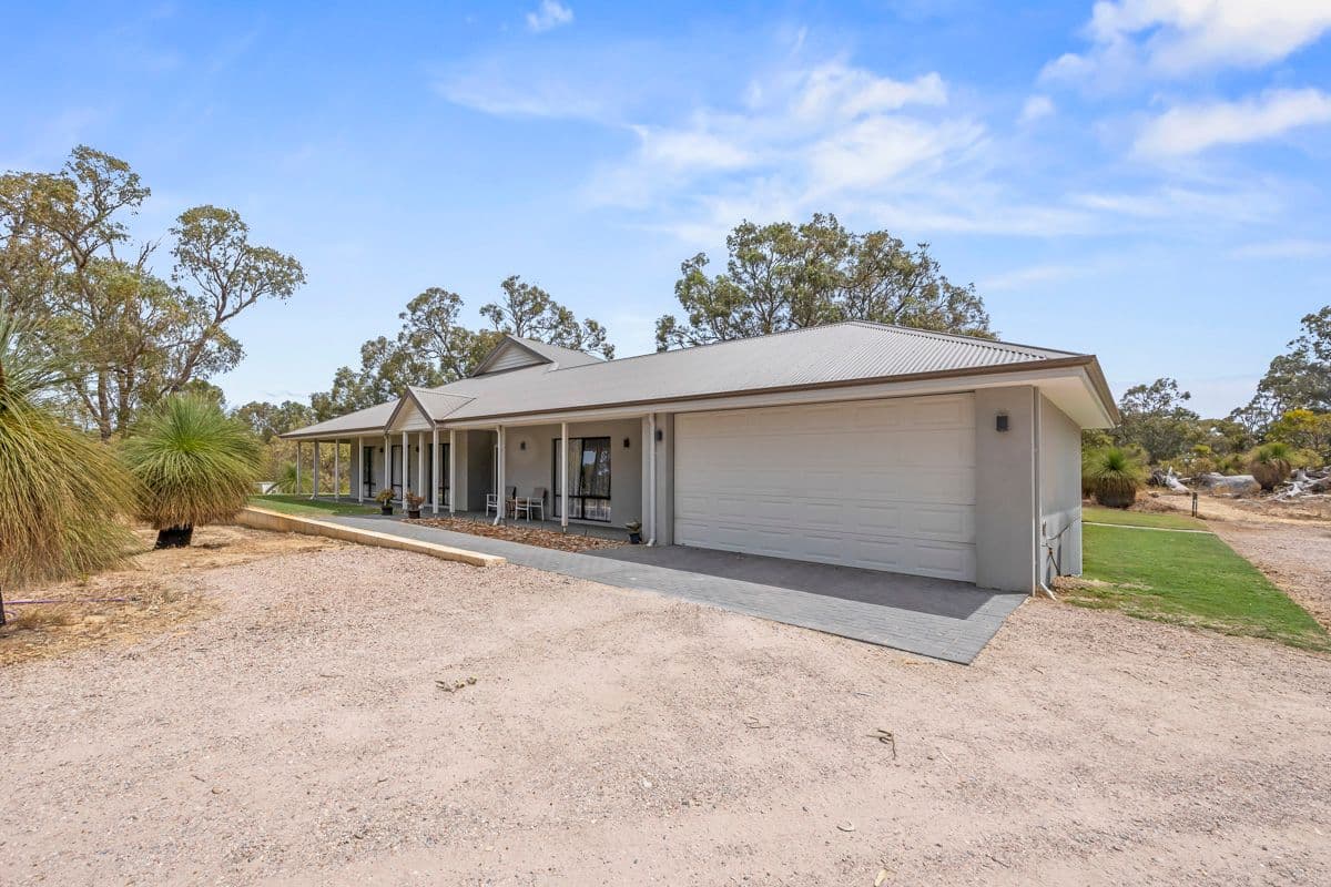 172 Harvest Circle, Two Rocks WA 6037, Two Rocks - Thumbnail 7