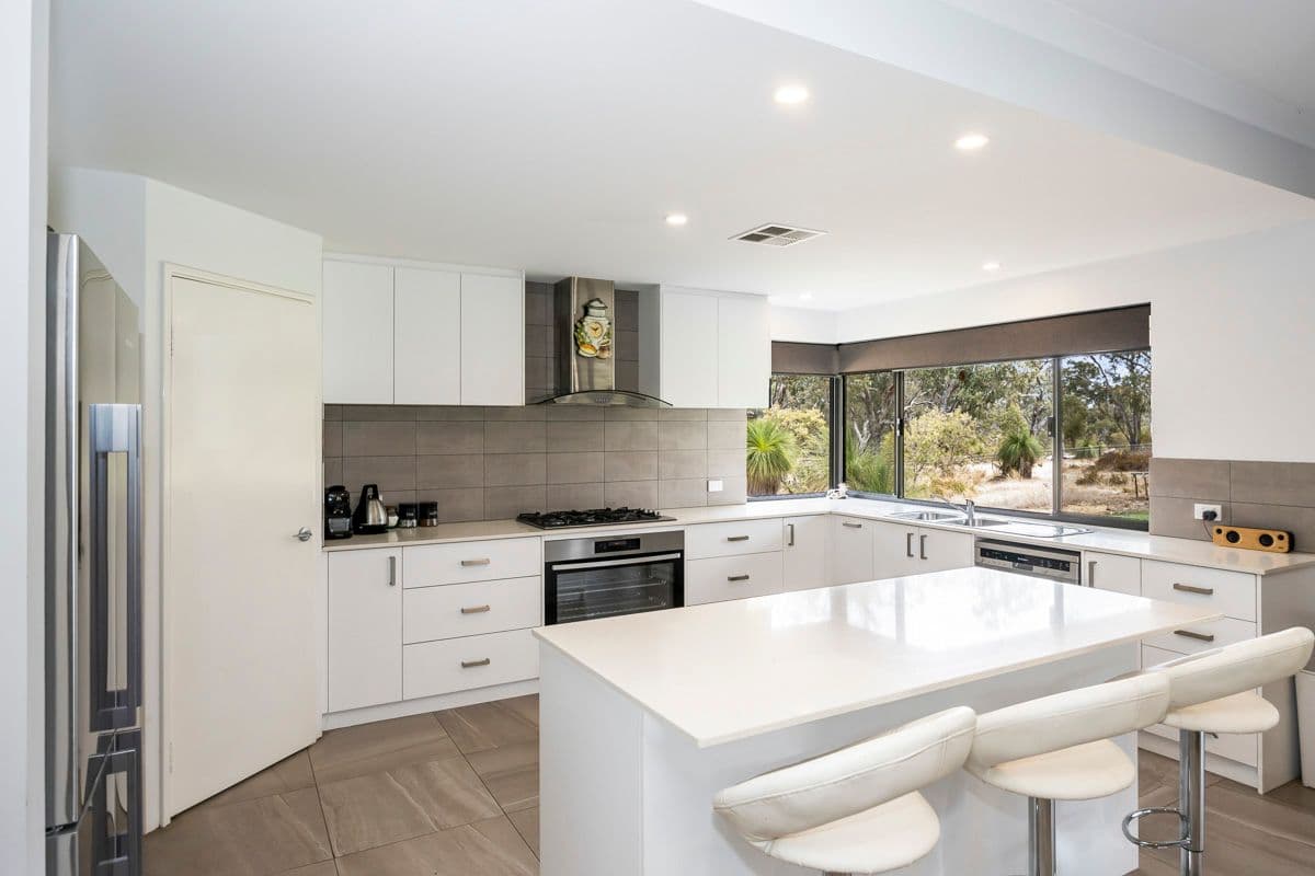172 Harvest Circle, Two Rocks WA 6037, Two Rocks - Thumbnail 8