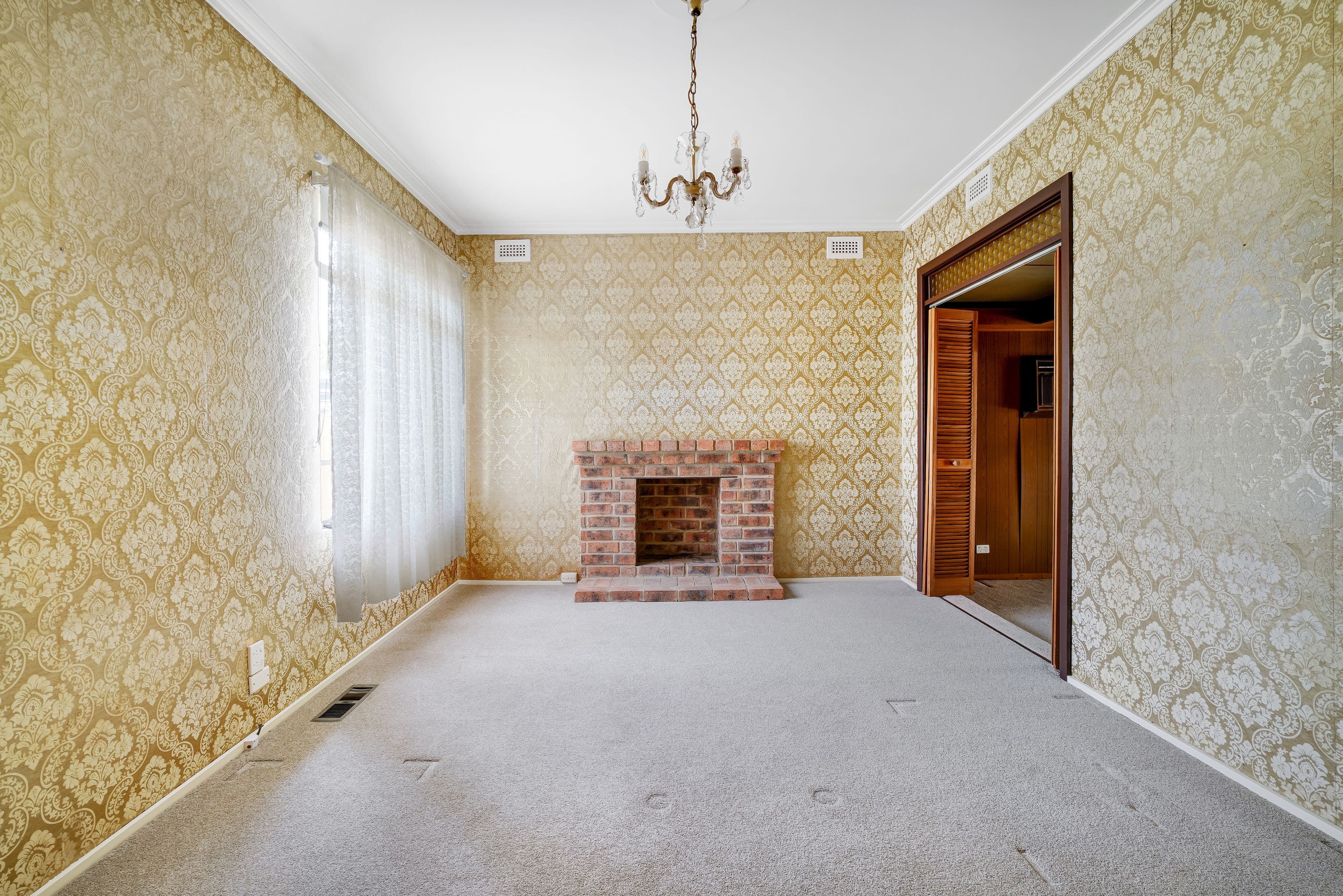 42 Steane Street, Reservoir VIC 3073, Reservoir - Thumbnail 4