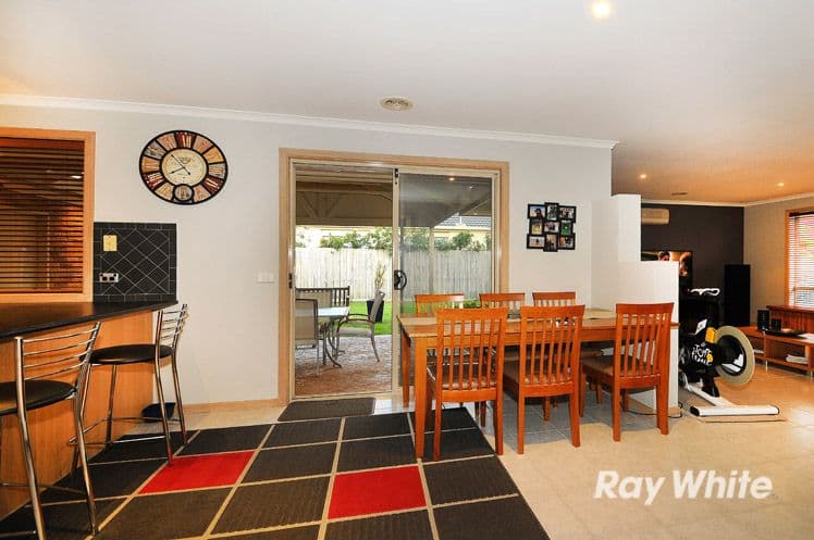 1 Pedley Way, Lynbrook VIC 3975, Lynbrook - Thumbnail 3