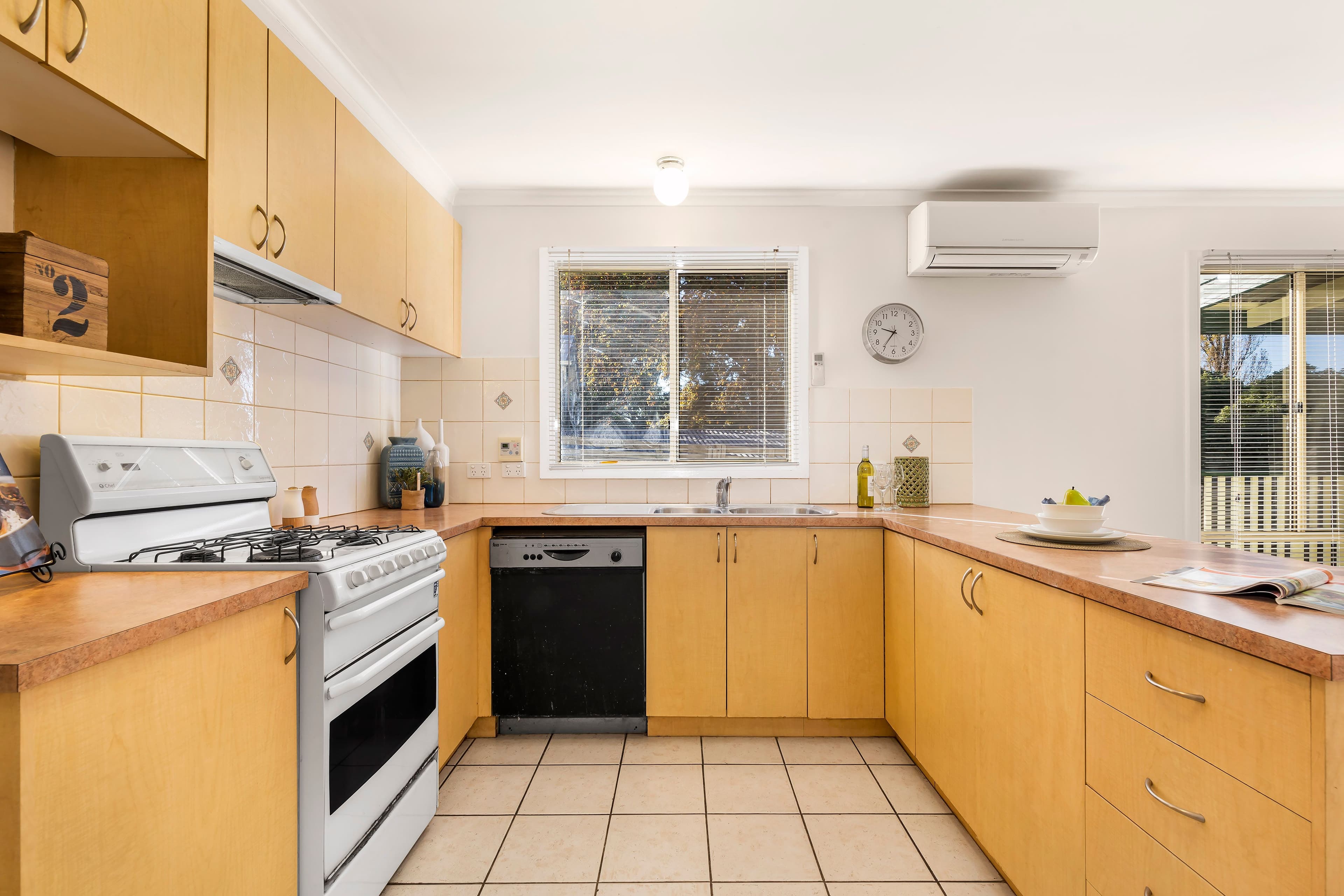 12 Baker Road, Bayswater North VIC 3153, Bayswater North - Thumbnail 4