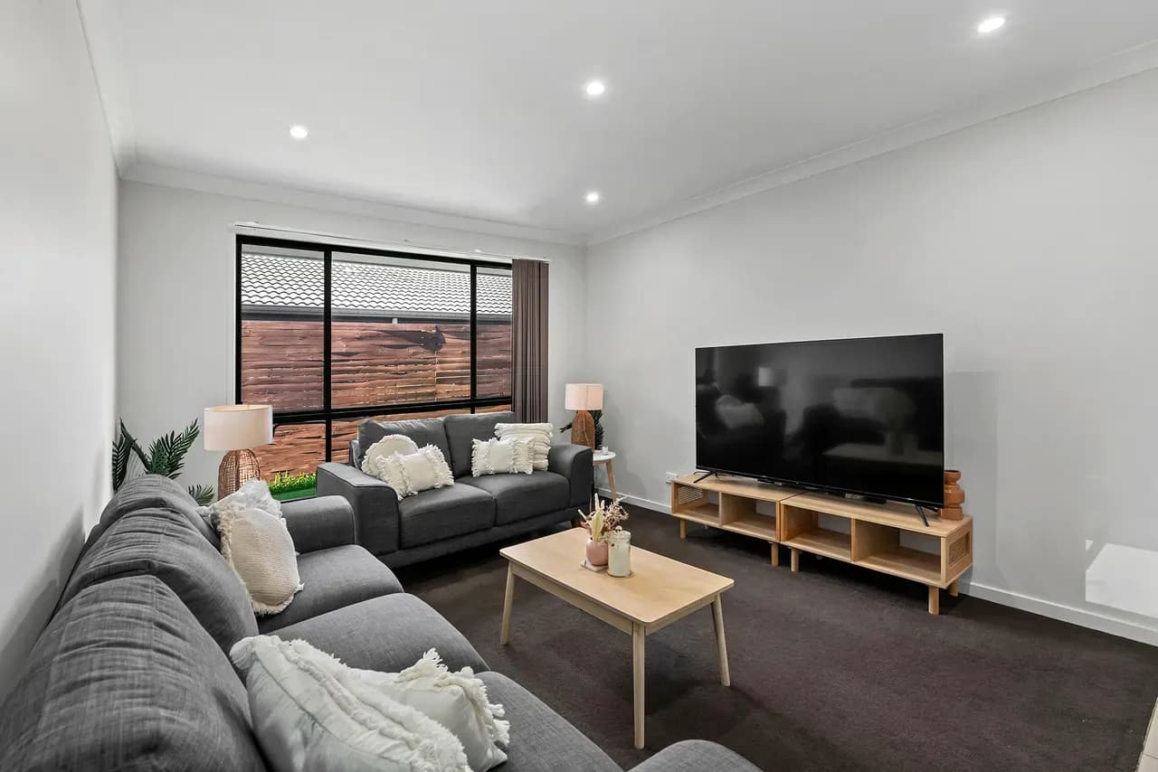 11 Grainger Circuit, Burpengary QLD 4505, Burpengary - Thumbnail 3