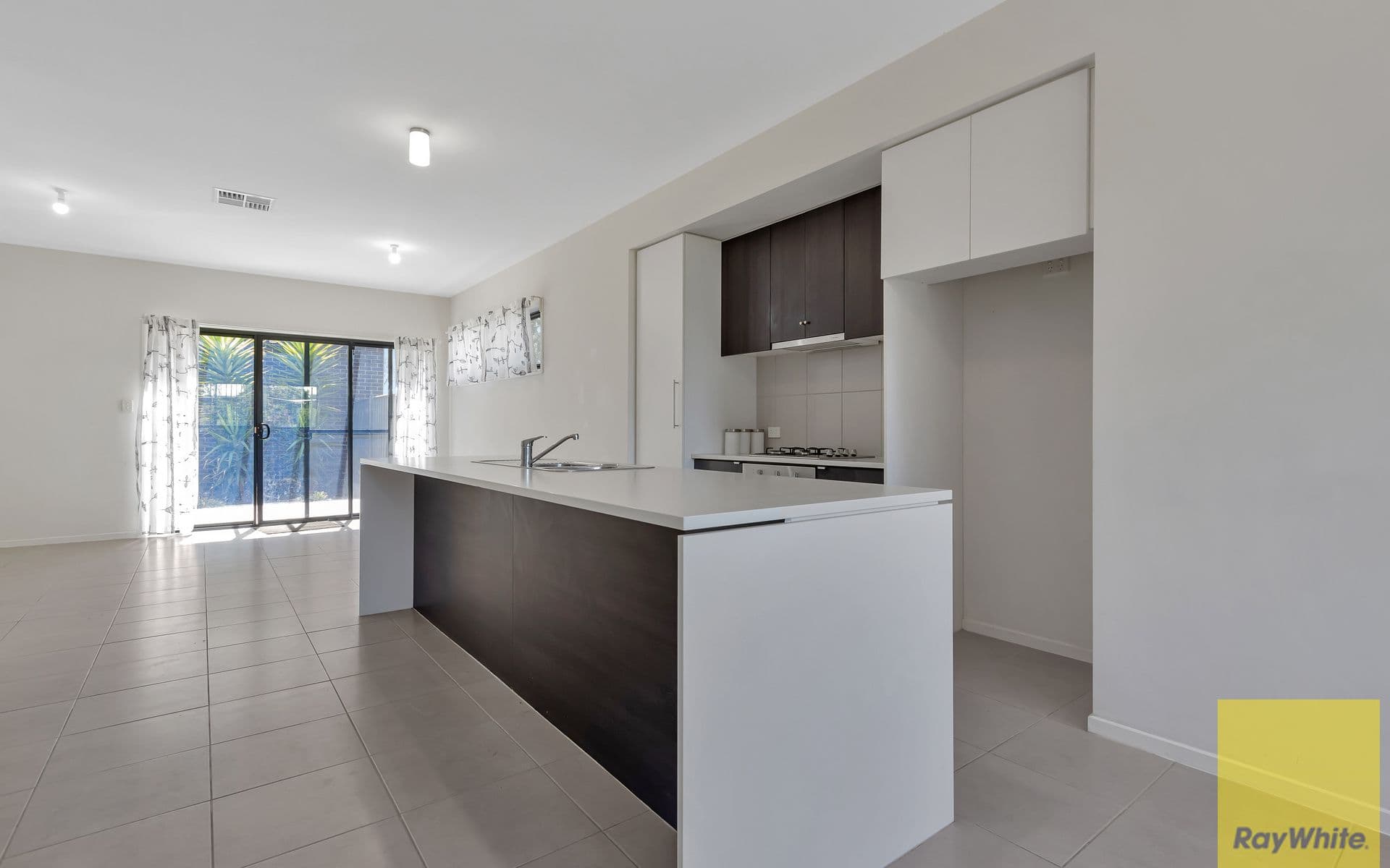3 Derby Lane, St Clair SA 5011, St Clair - Thumbnail 4