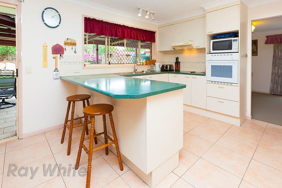 11 Montcliff Court, SPRINGFIELD QLD 4300, Springfield - Thumbnail 2