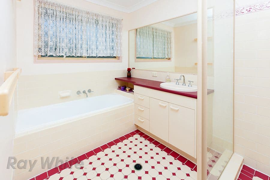 11 Montcliff Court, SPRINGFIELD QLD 4300, Springfield - Thumbnail 6