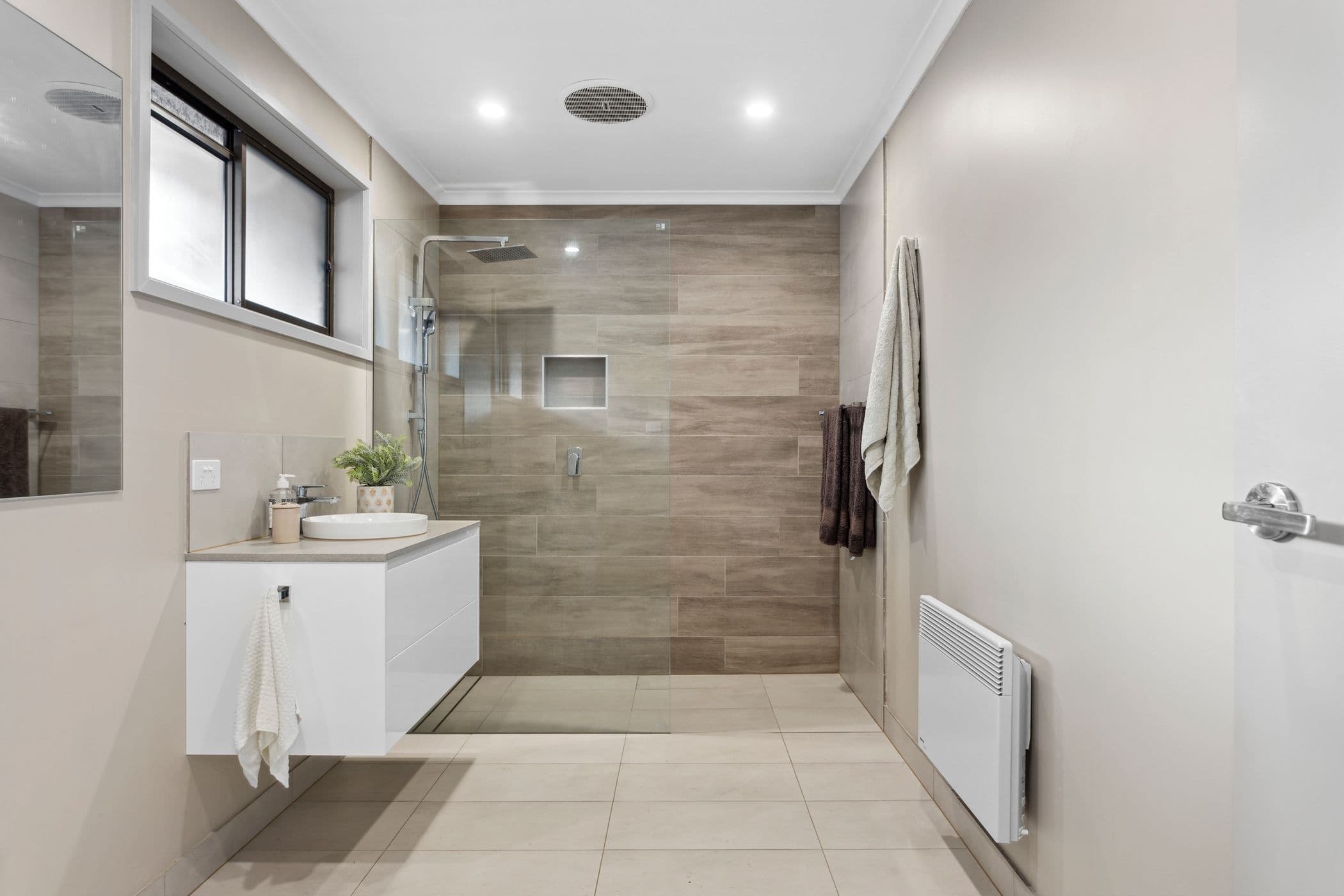 2 Leete Street, Kyneton VIC 3444, Kyneton - Thumbnail 4
