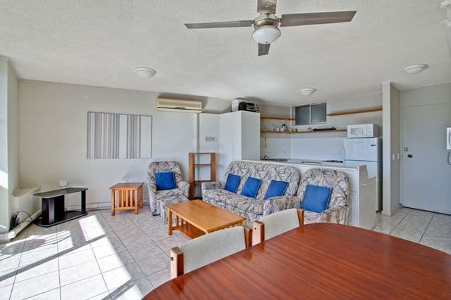 82 'River Park' 40 Watson Esplanade, SURFERS PARADISE QLD 4217, Surfers Paradise - Thumbnail 4