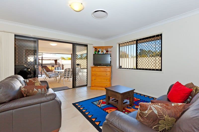 12 Cola Crescent, WYNNUM WEST QLD 4178, Wynnum West - Thumbnail 5