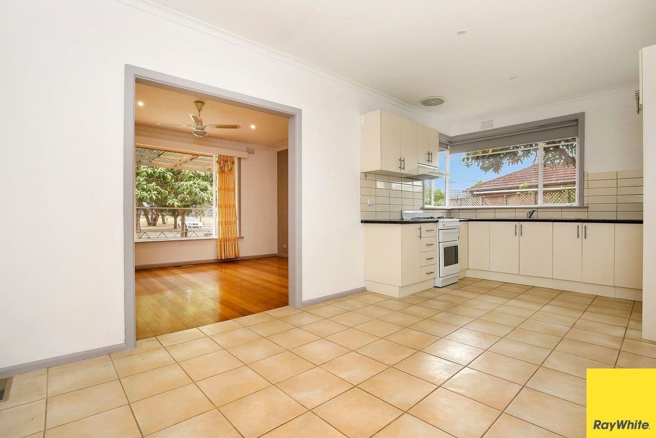 6 Dole Avenue, Reservoir VIC 3073, Reservoir - Thumbnail 2