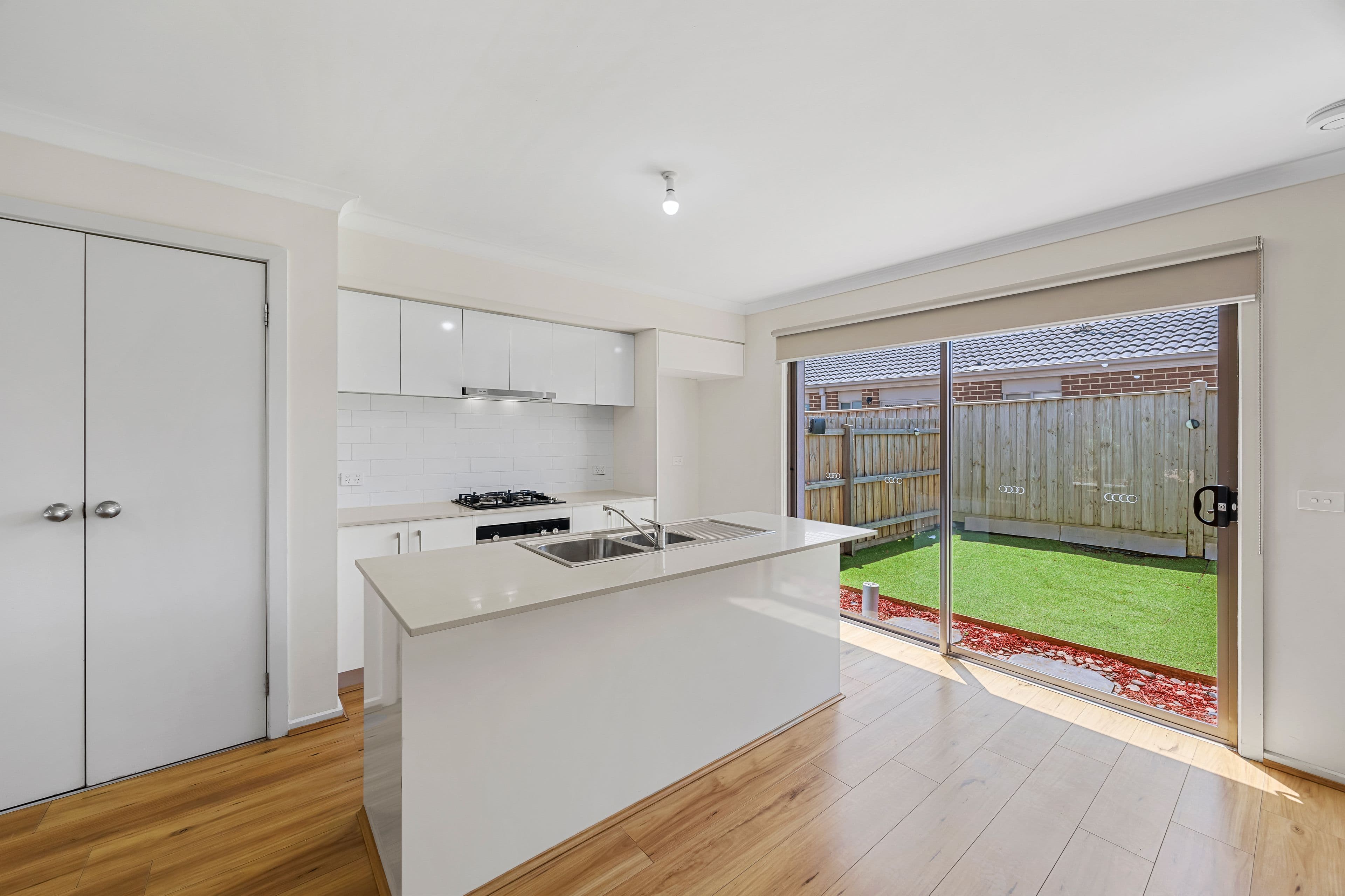 31 Arlington Park Parade, Mickleham VIC 3064, Mickleham - Thumbnail 3