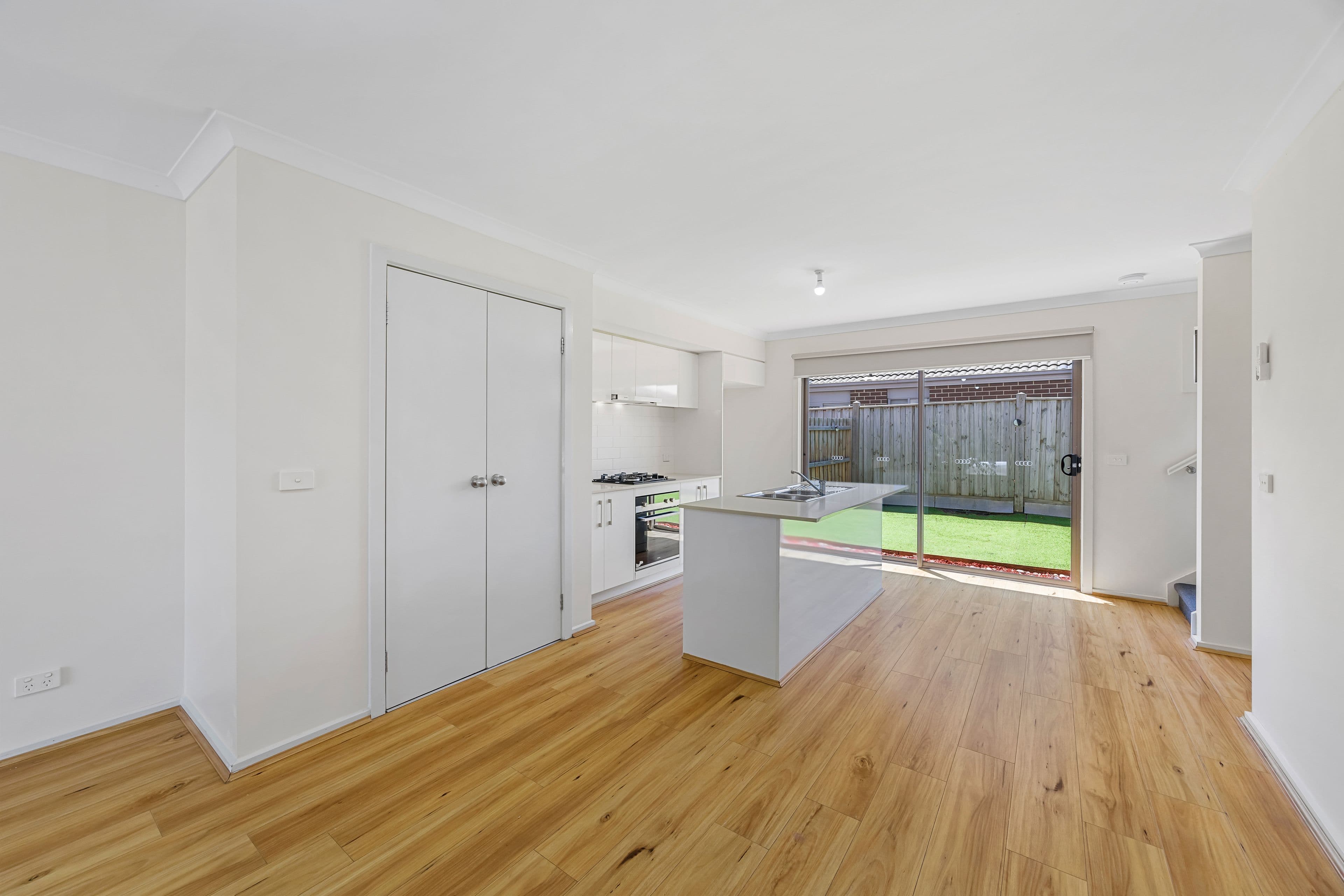 31 Arlington Park Parade, Mickleham VIC 3064, Mickleham - Thumbnail 6
