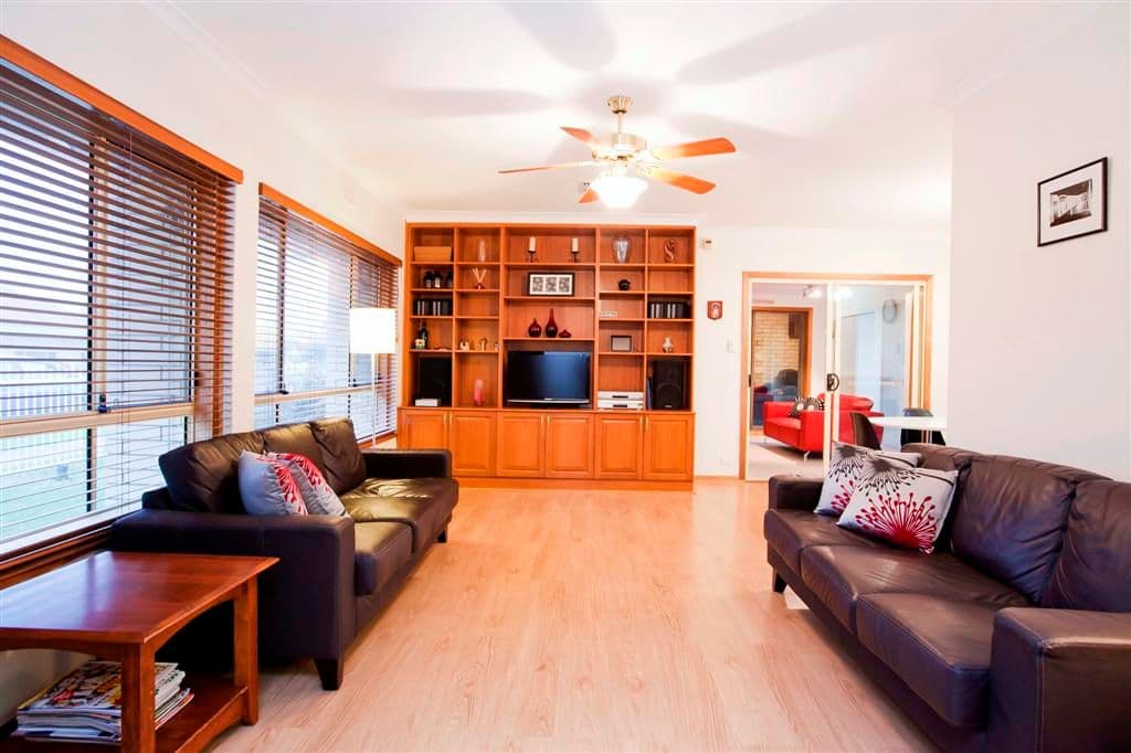 15 Columbine Avenue, WEST LAKES SHORE SA 5020, West Lakes Shore - Thumbnail 4