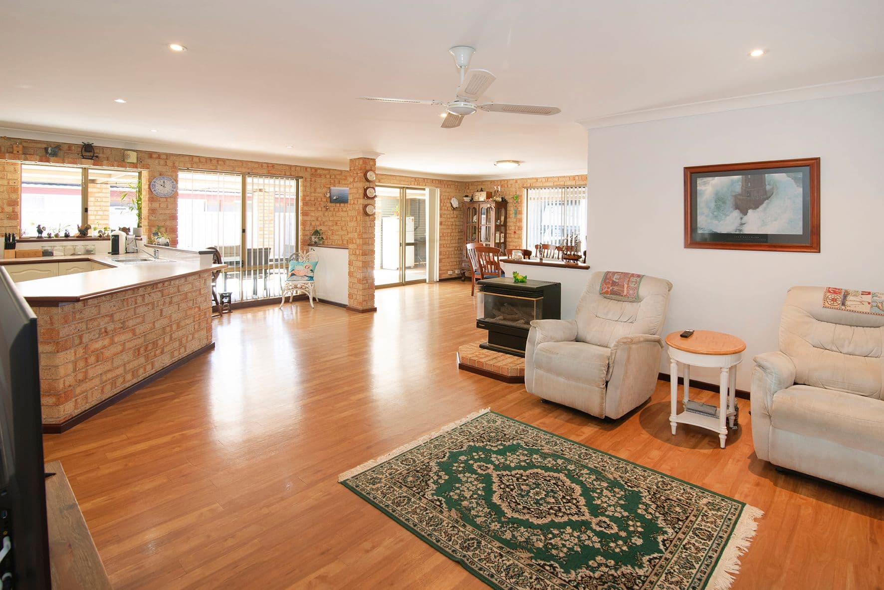 8 Coral Crescent, Broadwater WA 6280, Broadwater - Thumbnail 4