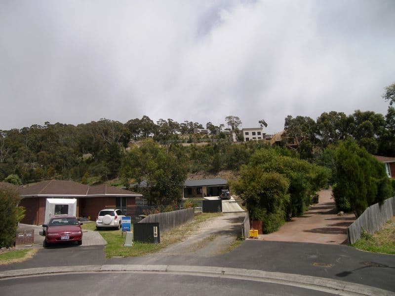 21 Lowrie Place, GLENORCHY TAS 7010, Glenorchy - Thumbnail 7