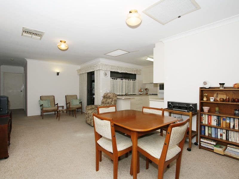 18 Lauri Court, PARKWOOD WA 6147, Parkwood - Thumbnail 2