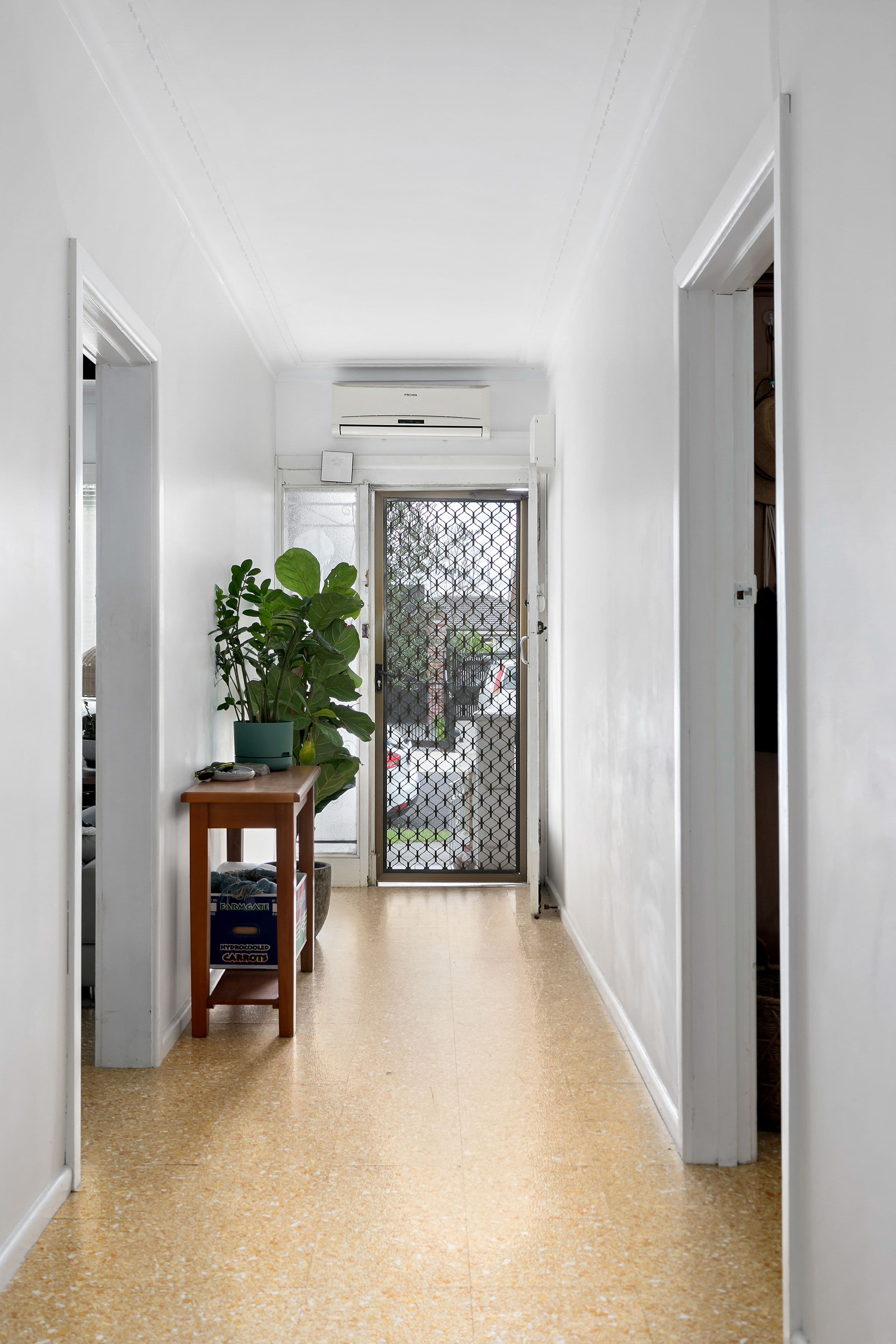 15 Huntington Grove, Coburg VIC 3058, Coburg - Thumbnail 3
