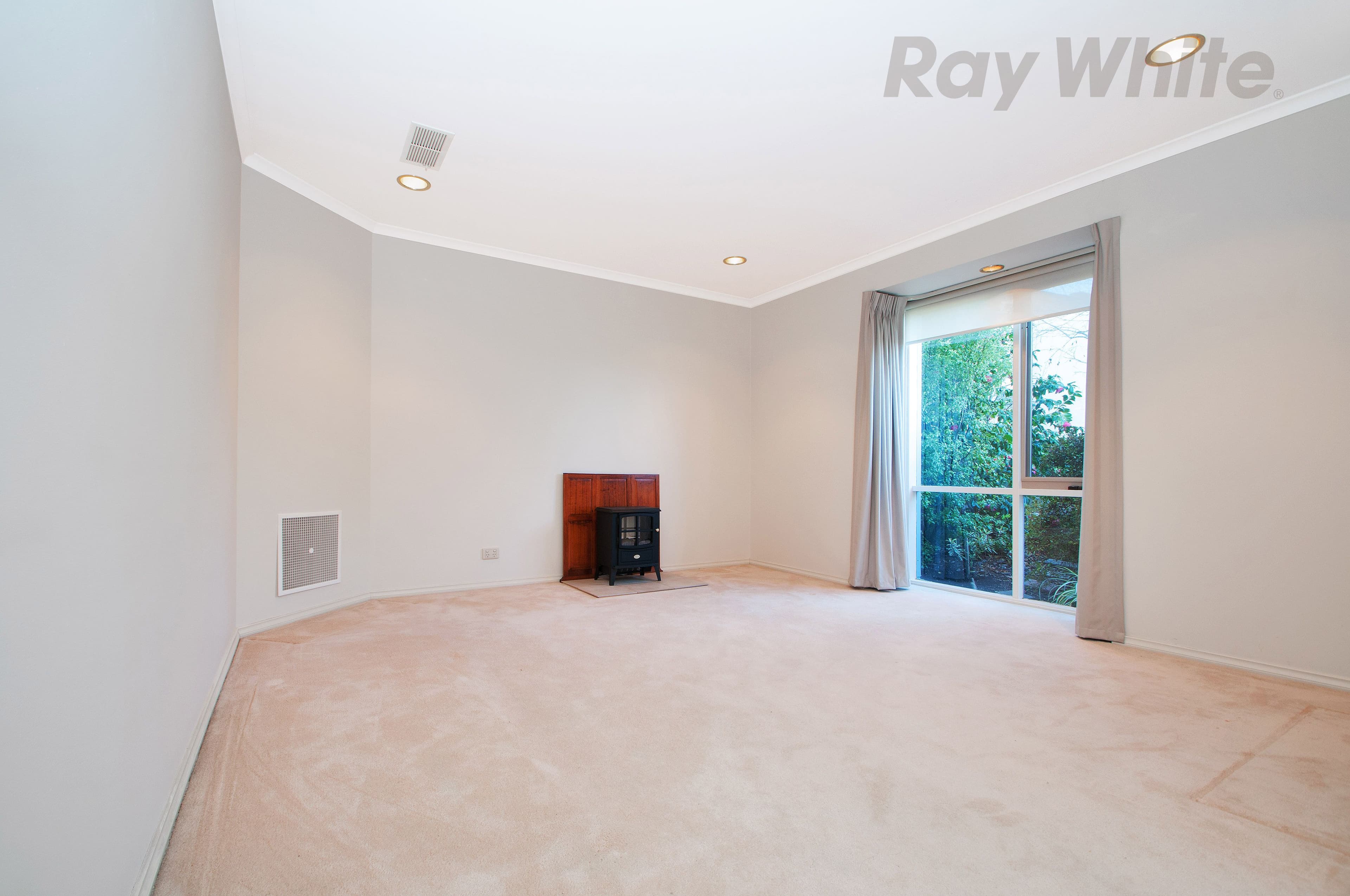 15 Toorak Avenue, Croydon VIC 3136, Croydon - Thumbnail 2
