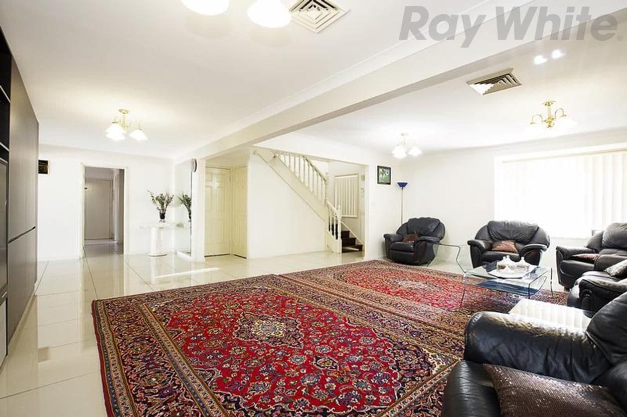 49 Edinburgh Circuit, CECIL HILLS NSW 2171, Cecil Hills - Thumbnail 2