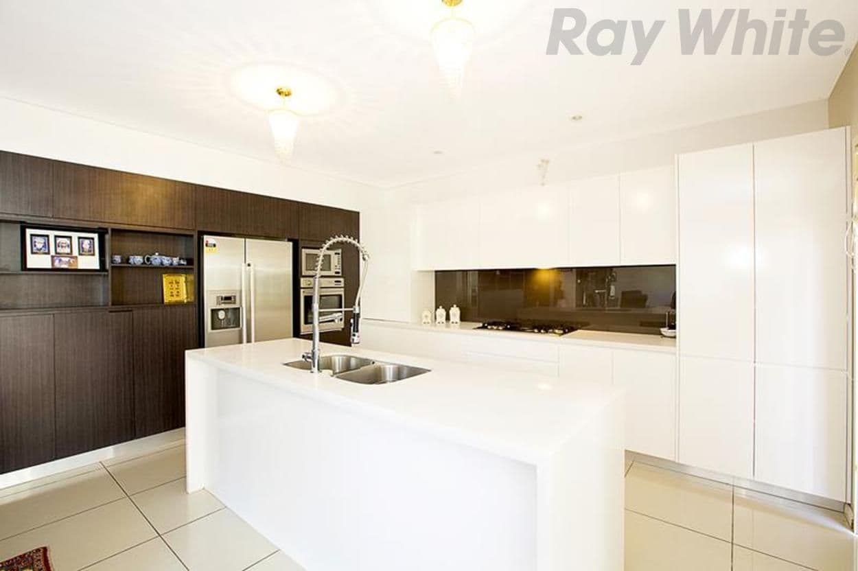 49 Edinburgh Circuit, CECIL HILLS NSW 2171, Cecil Hills - Thumbnail 5