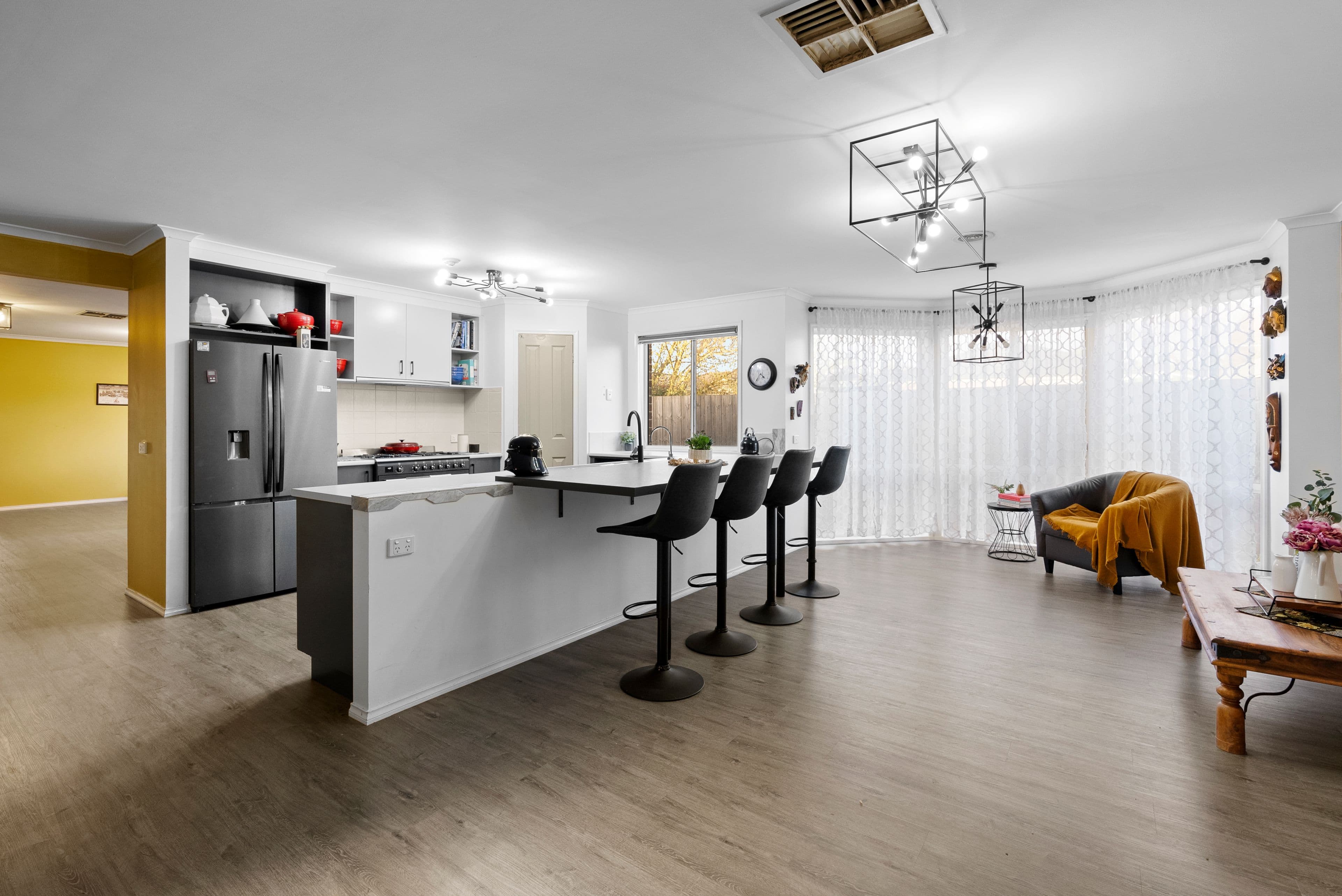 4 Shaz Court, Berwick VIC 3806, Berwick - Thumbnail 3