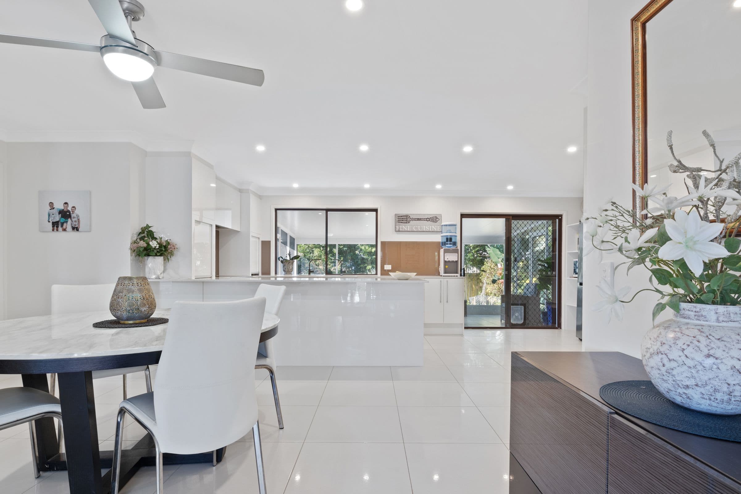 6 Viola Avenue, Hollywell QLD 4216, Hollywell - Thumbnail 4