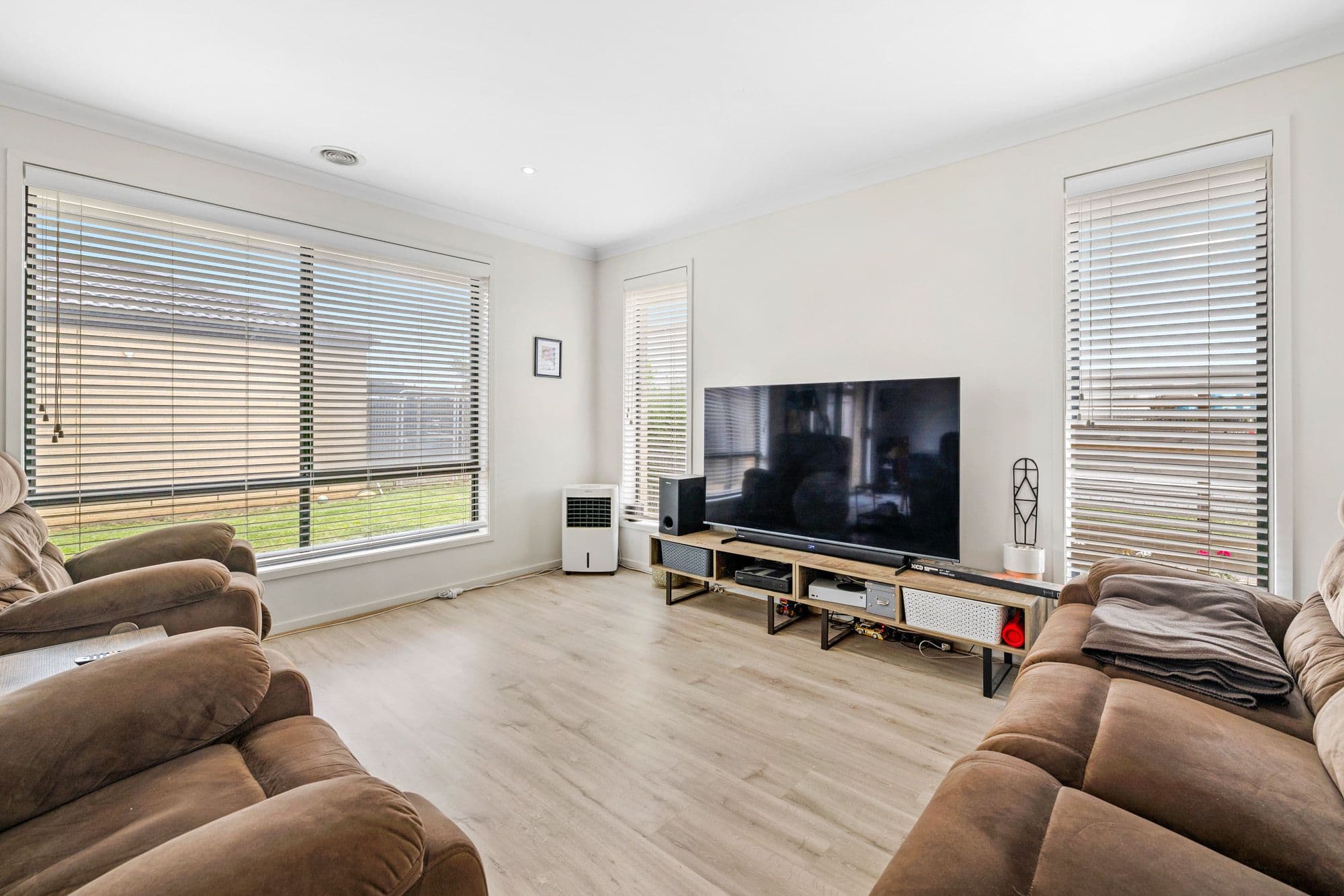 2 Powlett Street, Werribee VIC 3030, Werribee - Thumbnail 7