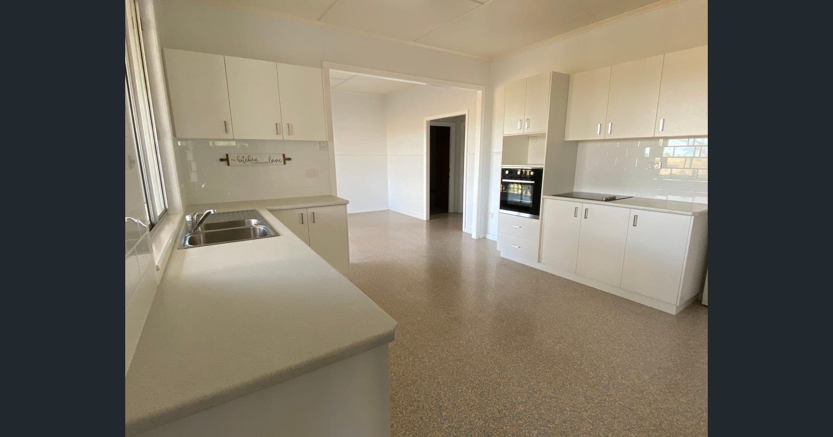 56 Donely Street, Oakey QLD 4401, Oakey - Thumbnail 2