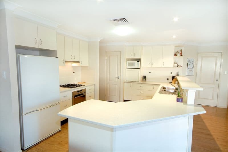 7  Currawong Street, RANGEVILLE QLD 4350, Rangeville - Thumbnail 5