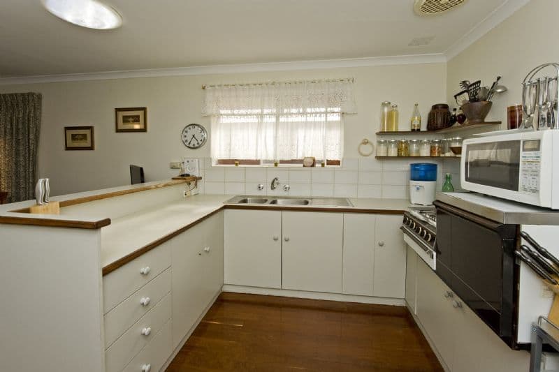 130 Hollis Road, WILSON WA 6107, Wilson - Thumbnail 4