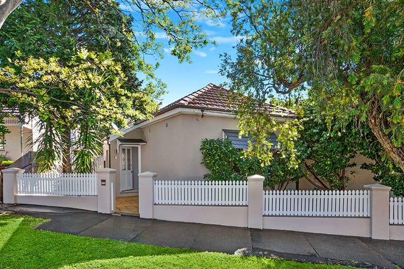 16 Durham Street, Stanmore - Image 1
