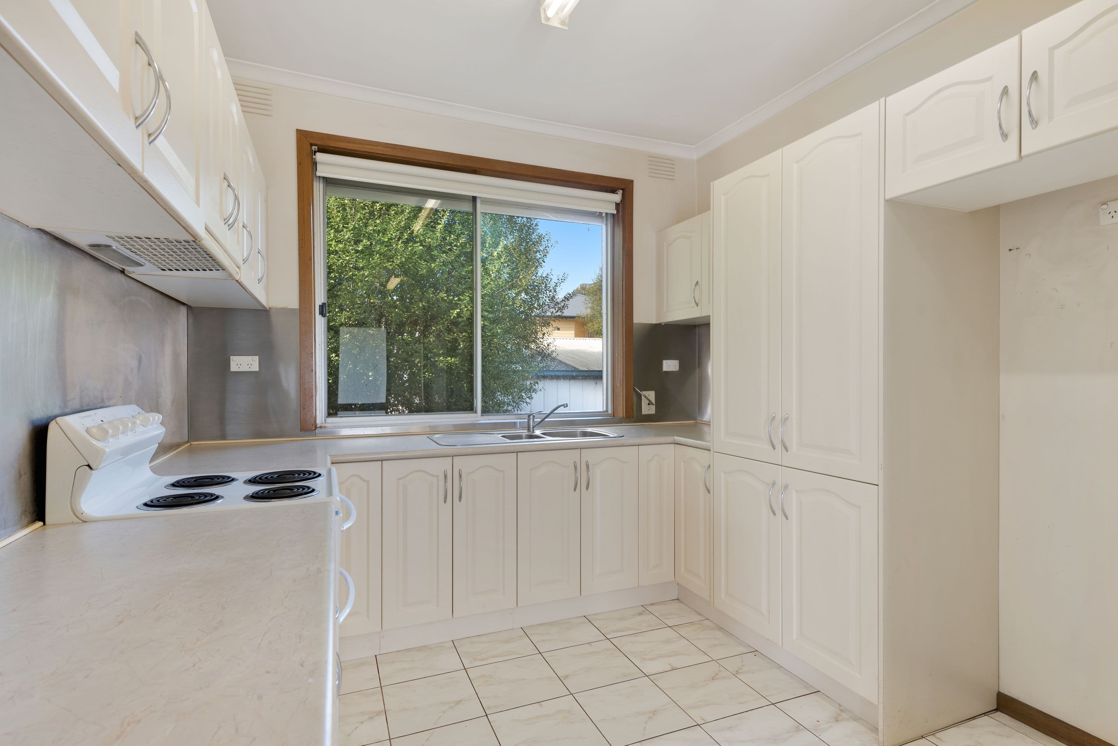 400 Warburton Highway, Wandin North VIC 3139, Wandin North - Thumbnail 2