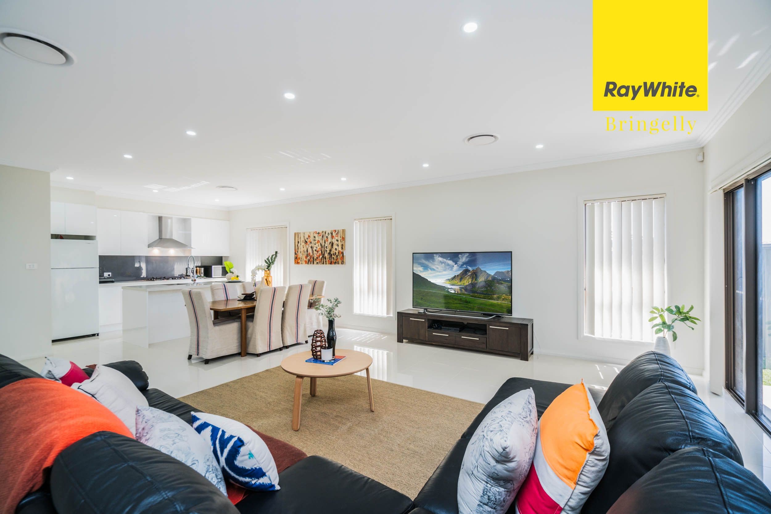 42 Radisich Loop, Oran Park - Thumbnail 2
