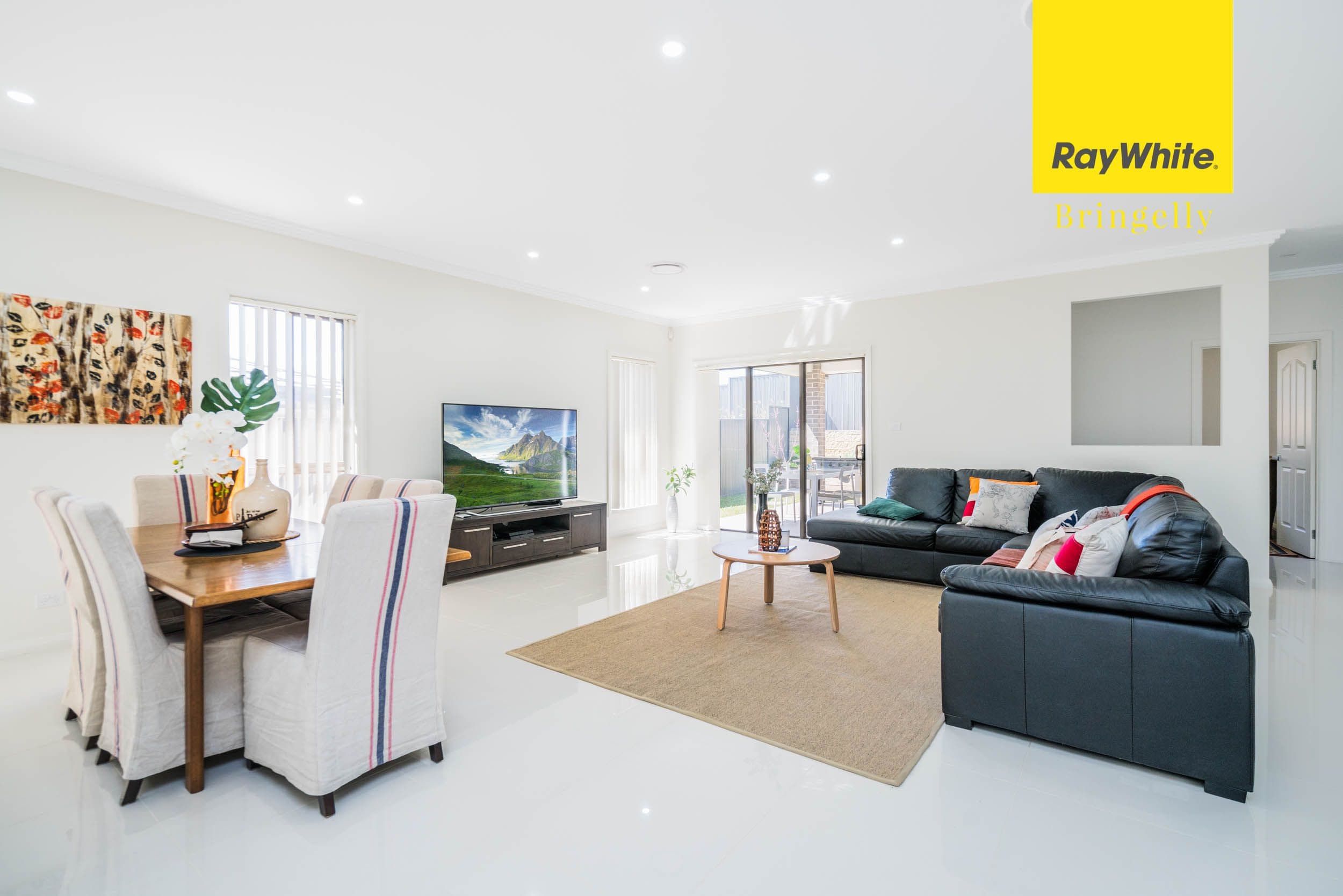 42 Radisich Loop, Oran Park - Thumbnail 3