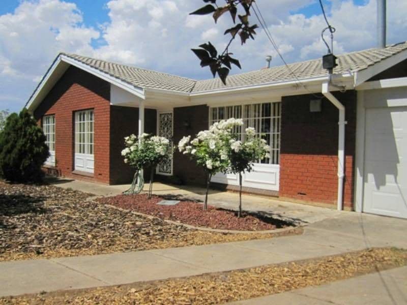 13 Seaview Road, PARA HILLS SA 5096, Para Hills - Image 1