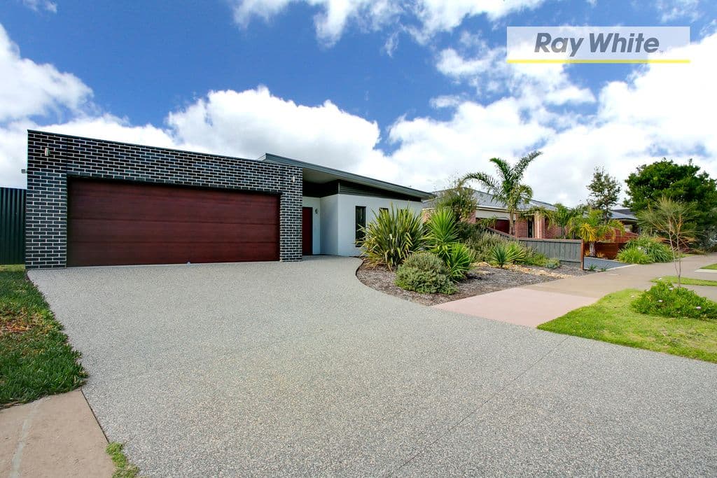 5 Wallaby Drive, Rosebud VIC 3939, Rosebud - Thumbnail 2