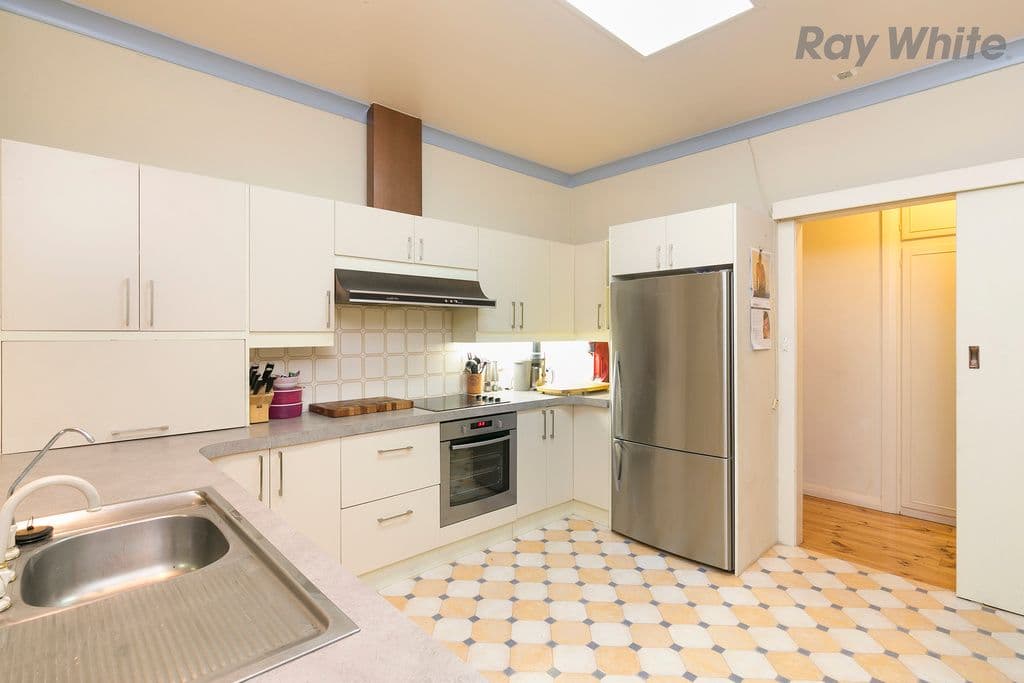 33 Gowrie Avenue, Glengowrie SA 5044, Glengowrie - Thumbnail 6