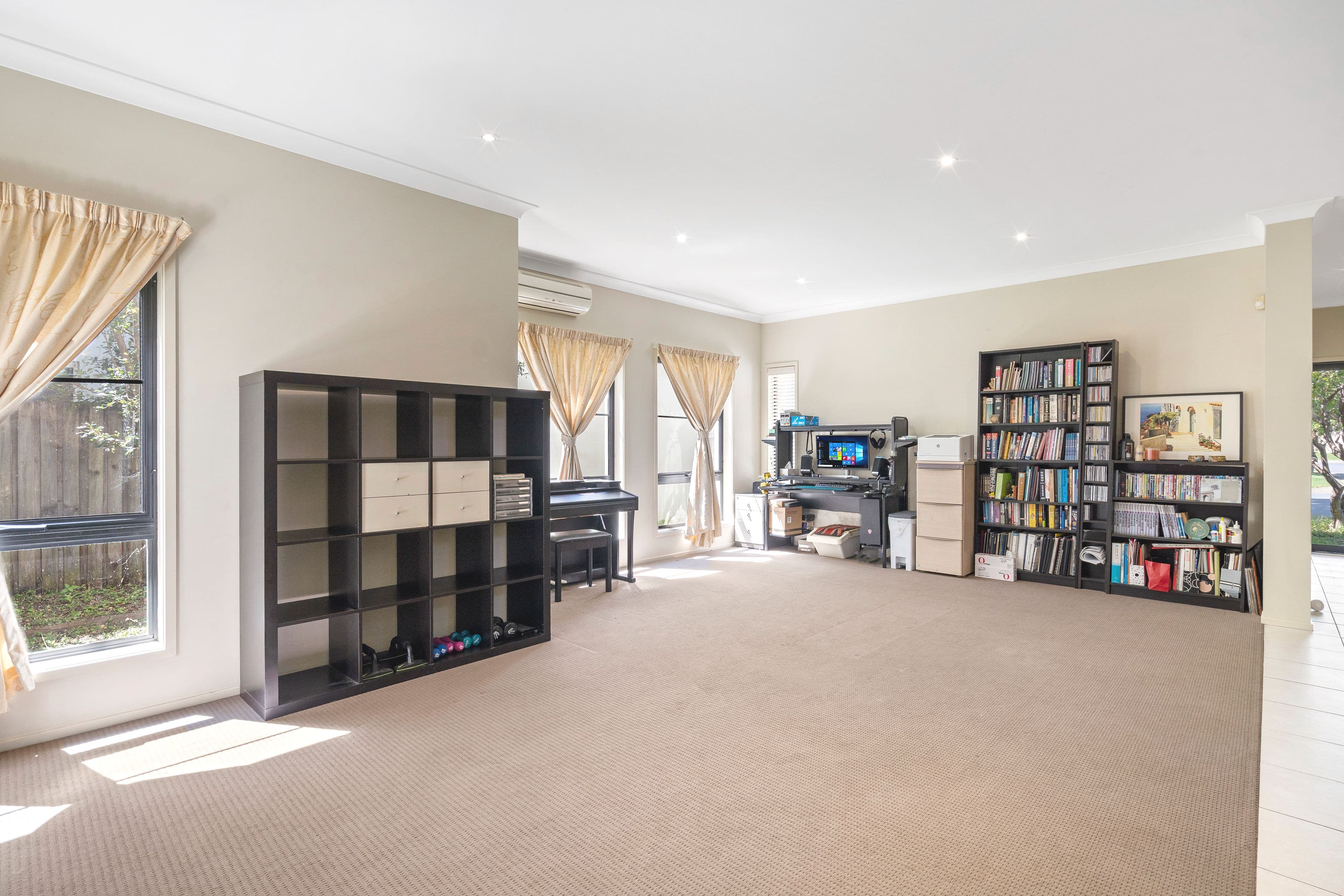 24 Hilas Circuit, Sunnybank Hills QLD 4109, Sunnybank Hills - Thumbnail 4