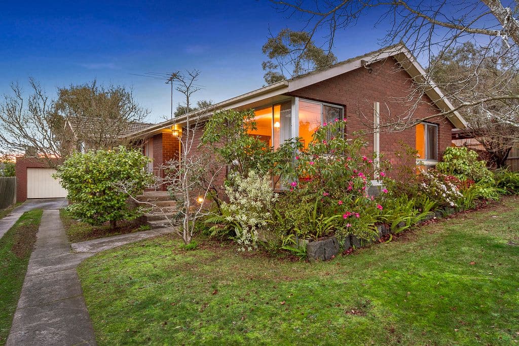 8 PARK HILL Drive, Ringwood North VIC 3134, Ringwood North - Image 1