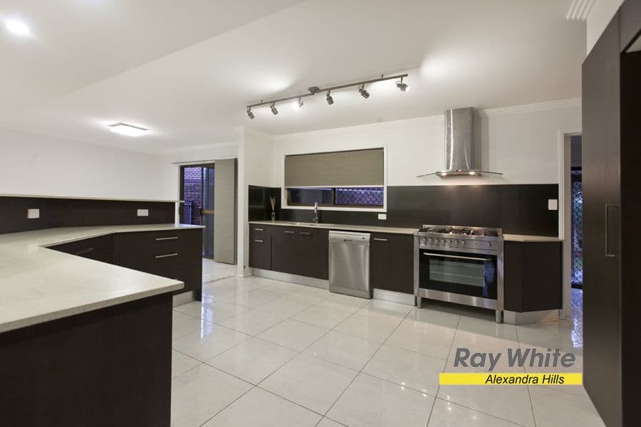 17 Mackerel Street, MANLY WEST QLD 4179, Manly West - Thumbnail 3