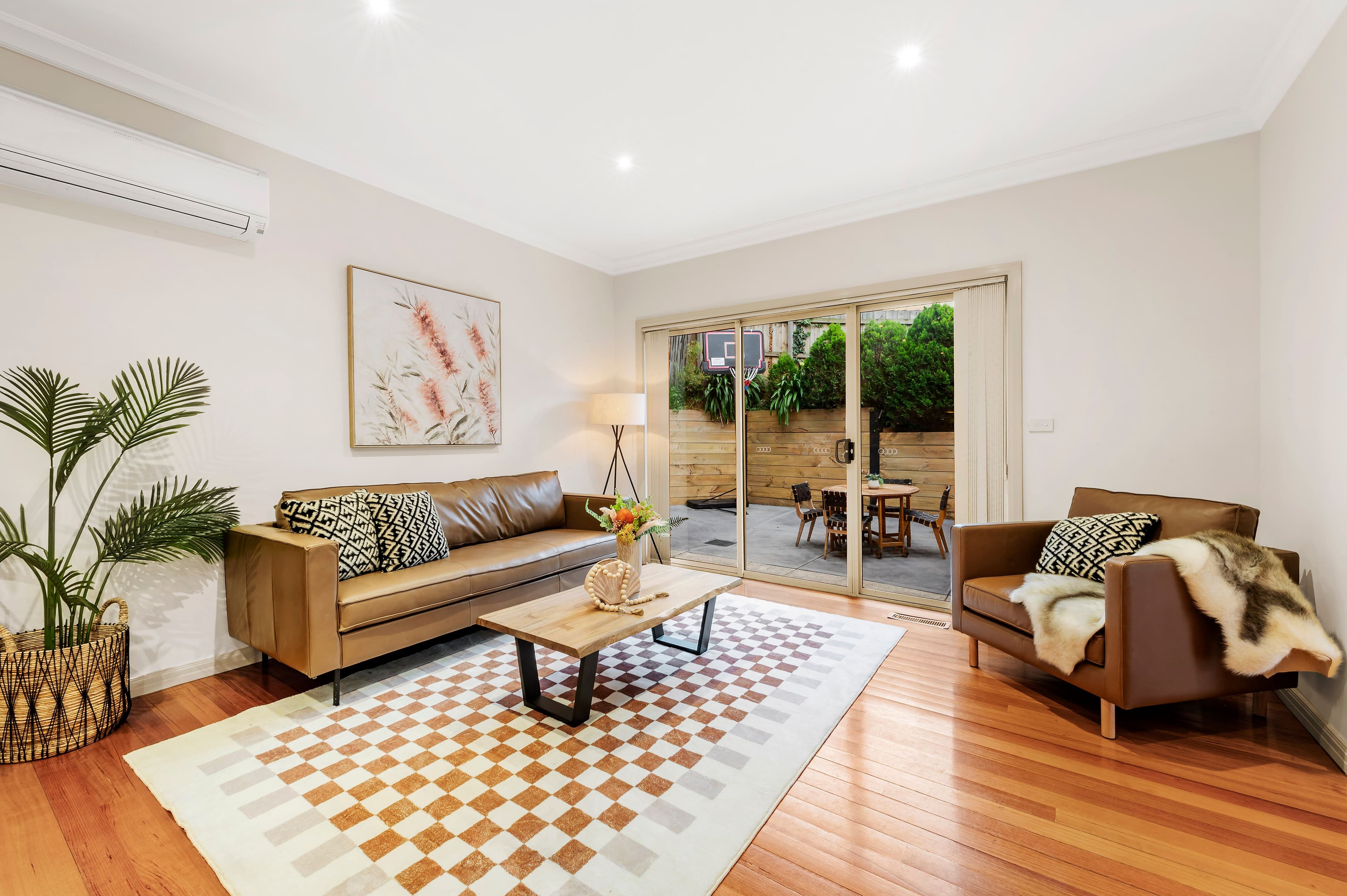 7 Forster Road, Mount Waverley VIC 3149, Mount Waverley - Thumbnail 2