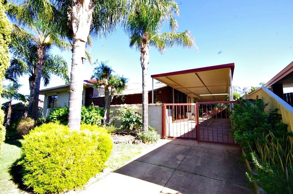 22 Roydon Way, GIRRAWHEEN WA 6064, Girrawheen - Image 1