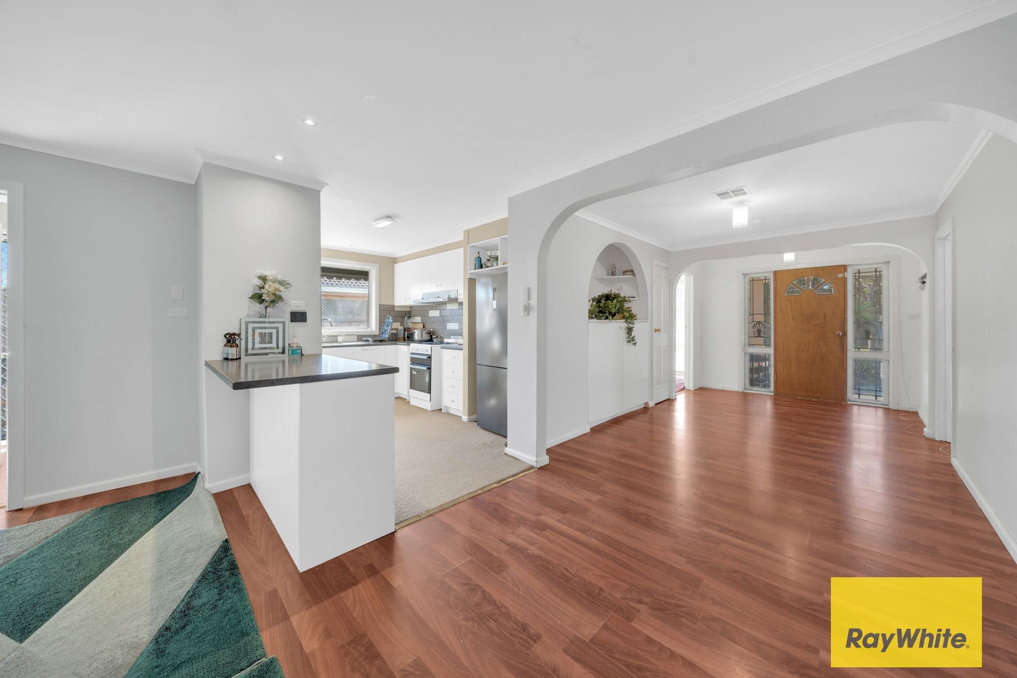 13 Guildford Crescent, Narre Warren VIC 3805, Narre Warren - Thumbnail 4