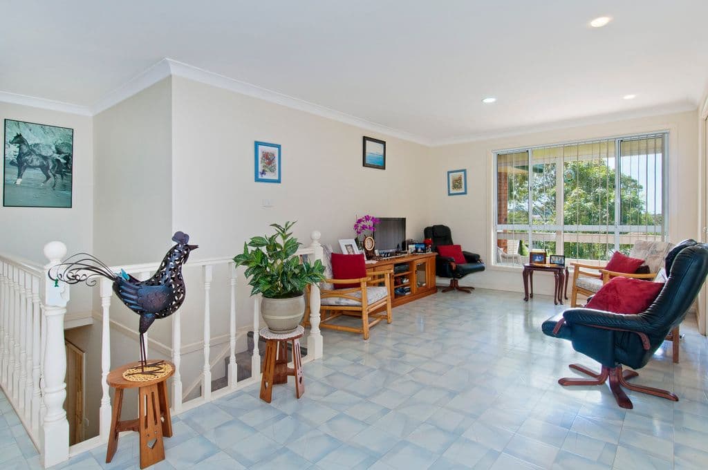 11 Treetops Crescent, PORT MACQUARIE NSW 2444, Port Macquarie - Thumbnail 5