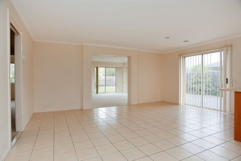 23 Killarney Ridge, GREENSBOROUGH VIC 3088, Greensborough - Thumbnail 4