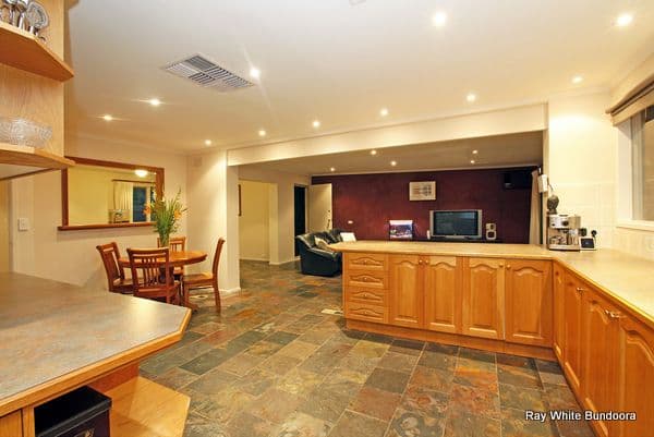 2 Bryson Court, BUNDOORA VIC 3083, Bundoora - Image 1