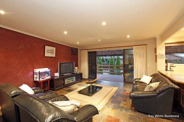 2 Bryson Court, BUNDOORA VIC 3083, Bundoora - Thumbnail 4
