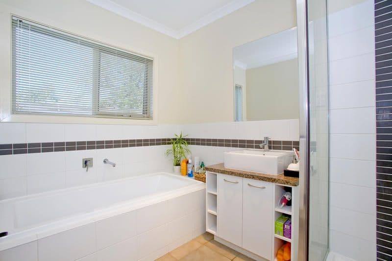 31 Glenfine Avenue, HAMLYN HEIGHTS VIC 3215, Hamlyn Heights - Thumbnail 5