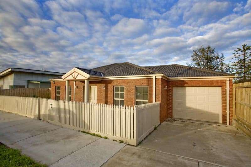 31 Glenfine Avenue, HAMLYN HEIGHTS VIC 3215, Hamlyn Heights - Thumbnail 8